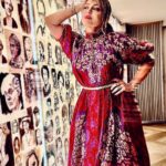 Alyssa Milano Instagram - Credits for the Alice Paul Institute Champion Award Ceremony: Dress: @zimmermann Shoes and belt: @Gucci Jewelry: @aweinspired Styling: @theclosetfiles Hair: @stylemakerkim Make up: me using @iliabeauty @ilmakiage @lancomeofficial @loveseen Face products: @correctiveskin Treatment: TriLift by @lumenis.aesthetics Location: @hotelzena Hotel Zena