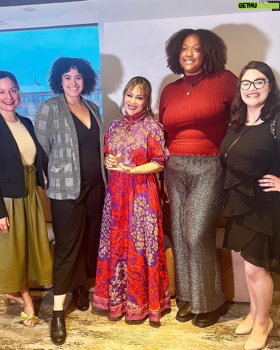 Alyssa Milano Instagram - Many thanks to the @alicepaulinstitute for presenting me with this beautiful award for my work on trying to get the ERA published in the constitution. Sending an abundance of appreciation to the women who came before me and an abundance of love for @kate_kelly_esq, @generationratify @eracoalition @coribush @ayannapressley for doing the heavy lifting. And to all of the wonderful women (and the few men) who came to support the API and the evening in general—I appreciate you and the way you fight for “ordinary equality”. And thank you to @dadofthedecade and @alecledd for being my support humans. I love you both. (The most.) Beauty credits in next post. Hotel Zena