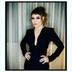 Alyssa Milano Instagram - I danced my ass off last night. Thank you to @eltonjohn @ejaf for having us. And Jay Z and Beyoncé for having me at the gold party. #oscars Jewelry: @rahaminovdiamonds   Clutch: @heliopolisaccessories   Shoes: @cultgaia   Dress: @interior.nyc   Styled by: @theclosetfiles   Make-up @antonmakeup using @reviveskincare @lauramercier @ardellbeauty   Hair: @jjhanousek Skin: @olehenriksen
