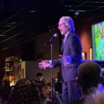Alyssa Milano Instagram - Tonight was very special for me. I got to bring my real life son to see my tv dad’s show at @catalinajazzclub. Milo said, “he seems so jolly, mom. Text him and tell him that was the best show.” We love you, @tonydanza.