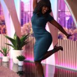 Amara 'La Negra' Instagram - Queeeee! 😂 Ayúdame Dios mío a Controlar mi Lengua 👅 @desiguales.tv Todos los Días por @univision Pero Mañana Salumos a la 1pm Look: @dress2envii @sheshescloset @palomaduluc @dramaticgroup @jessicarich @gailhudson Photography: @juanito_visual_