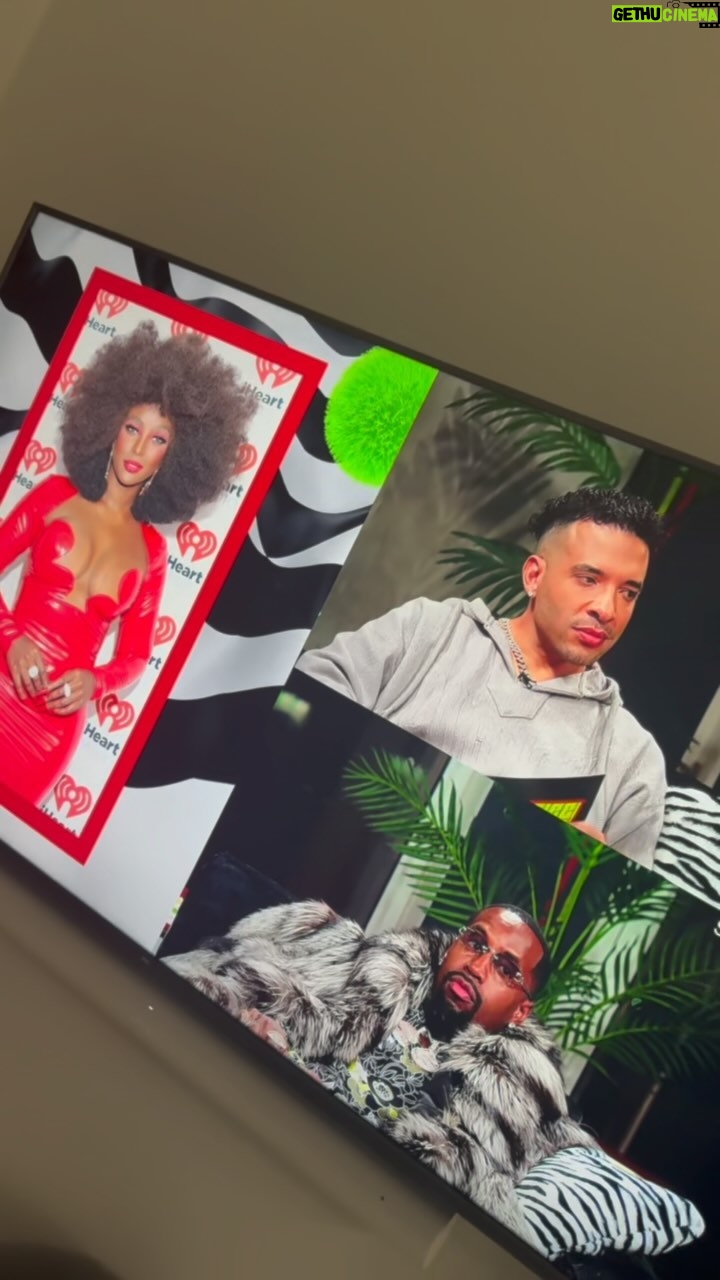 Amara 'La Negra' Instagram - Aww.. @safaree Thanks love ๐ and @theonlyjasonlee Luv you! Miss you itโs been way too long!
