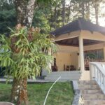 Amara 'La Negra' Instagram - @lasroyaltwinsempire Este es Otro de las Villas Que les Recomiendo Imagínate despertar en Este Paraíso en Bonao, RD 🇩🇴 #LaCumbre Disponible Para Rentar #Airbnb También Si Quieres disfrutar del Campo y las montañas ⛰️ te Invito q conocer @lasroyaltwinsempire 📍La Cumbre @lasroyaltwinsempire 4 habitaciones Jacuzzi Piscina Vista a las montañas Terraza Áreas verdes parqueo Y Un súper precio de apertura OJO: fuera de lo que es la renta de alquiler, estamos vendiendo la propiedad, interesados⬇️😉 Más info ⬇️ 👩🏻‍💼Wanda Medina Travels Confortables RD 📲849-212-3075 @lasroyaltwinsempire @amaralanegraaln @lasroyaltwins @sarinefeliz @travelsconfortablesrd