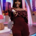 Amara ‘La Negra’ Instagram – No Quiero Ser Como Nadie por eso soy @desiguales.tv Solo Quiero ser Yo! Auténtica, irreverente, Divertida, Coqueta, Sin Filtros! La Lista es Larga jajaja Besos Para mi 
Fotógrafo: @juanito_visual_ 
Mi Ropa Fabulosa de @karen1_1_1