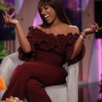 Amara ‘La Negra’ Instagram – Deseándoles Bendiciones a TODOS! Que papá Dios me les de mucha Salud! Amor! Energía Positiva! Enfoque! Que Dios Guíe Sus Pasos Hoy y Siempre! Les Deseo la Misma Felicidad que Vivo yo!!! Que algún día Todos aprendan que la vida es muy corta y debemos ser Feliz para uno mismo y no para el mundo! Los Quiero a TODOS! Estamos en Luz y Progreso! Paz y amor! Yo doy lo que recibo! Así que Adar amor Mi gente Bella! Que el mundo ya está lleno de Negatividad! @desiguales.tv 
Photographer: @juanito_visual_ 
Look: @karen1_1_1
