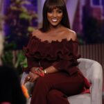 Amara ‘La Negra’ Instagram – Deseándoles Bendiciones a TODOS! Que papá Dios me les de mucha Salud! Amor! Energía Positiva! Enfoque! Que Dios Guíe Sus Pasos Hoy y Siempre! Les Deseo la Misma Felicidad que Vivo yo!!! Que algún día Todos aprendan que la vida es muy corta y debemos ser Feliz para uno mismo y no para el mundo! Los Quiero a TODOS! Estamos en Luz y Progreso! Paz y amor! Yo doy lo que recibo! Así que Adar amor Mi gente Bella! Que el mundo ya está lleno de Negatividad! @desiguales.tv 
Photographer: @juanito_visual_ 
Look: @karen1_1_1