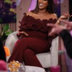 Amara ‘La Negra’ Instagram – Deseándoles Bendiciones a TODOS! Que papá Dios me les de mucha Salud! Amor! Energía Positiva! Enfoque! Que Dios Guíe Sus Pasos Hoy y Siempre! Les Deseo la Misma Felicidad que Vivo yo!!! Que algún día Todos aprendan que la vida es muy corta y debemos ser Feliz para uno mismo y no para el mundo! Los Quiero a TODOS! Estamos en Luz y Progreso! Paz y amor! Yo doy lo que recibo! Así que Adar amor Mi gente Bella! Que el mundo ya está lleno de Negatividad! @desiguales.tv 
Photographer: @juanito_visual_ 
Look: @karen1_1_1