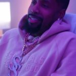 Amara ‘La Negra’ Instagram – Who said you couldn’t be friends? ❤️ @safaree and @amaralanegraaln are working together. Are you here for it? Catch up on #LoveandHipHop Miami, only on #VH1. #LHHMIA @vh1 Link on Bio. #SAFARI
