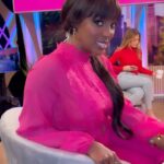 Amara ‘La Negra’ Instagram – @amaralanegraaln te asegura que hoy @desiguales.tv será un programa diferente 🔥no te lo pierdas por @univision a las 2P/1C 📲
#desiguales