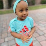 Amara ‘La Negra’ Instagram – Siempre Cute! @lasroyaltwins #Suma y #Teza