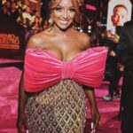 Amara ‘La Negra’ Instagram – “La Negra” Lo Logró! Llegó! Triunfo! #AfroLatina #Dominicana Esto es un Logro para Nosotros! Soy de ustedes! Me han visto trabajar, luchar pero cada día estoy más agradecida con ustedes por el apoyo que me dan! Estoy aquí por ustedes! Gracias de corazón por ayudarme a lograr mis sueños! Primero Dios y Después ustedes! Los Amo! @premiolonuestro @univision @desiguales.tv