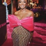 Amara ‘La Negra’ Instagram – “La Negra” Lo Logró! Llegó! Triunfo! #AfroLatina #Dominicana Esto es un Logro para Nosotros! Soy de ustedes! Me han visto trabajar, luchar pero cada día estoy más agradecida con ustedes por el apoyo que me dan! Estoy aquí por ustedes! Gracias de corazón por ayudarme a lograr mis sueños! Primero Dios y Después ustedes! Los Amo! @premiolonuestro @univision @desiguales.tv