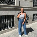 Anabel Pantoja Instagram - MADRID 🎥 Mi estilo se llamaría COMODIDAD un look muy guay para todo! Chaqueta Primark XL Pantalón Primark 40 Top Zara L Temporada anterior 🥹