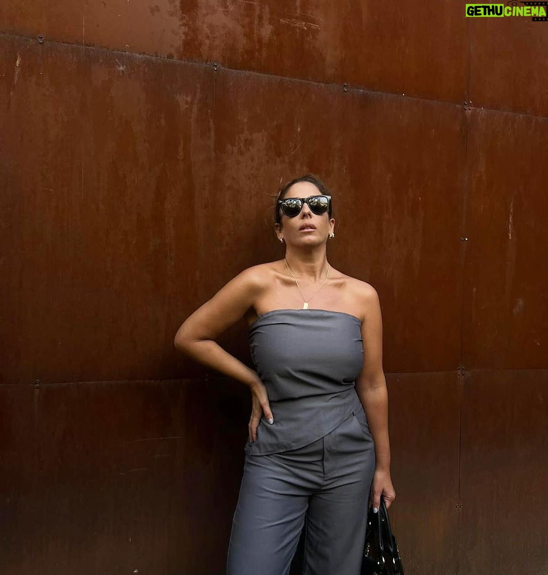 Anabel Pantoja Instagram - Hola OTOÑO 🍂 @sheinofficial @shein_spain #FrontRowLive #SHEINfw23 #SHEINforAll #ad MI CÓDIGO: anabel15 TOP Y PANTALÓN : sz2306052181887112 VESTIDO DENIM: sz2306148915506799 Madrid, Spain