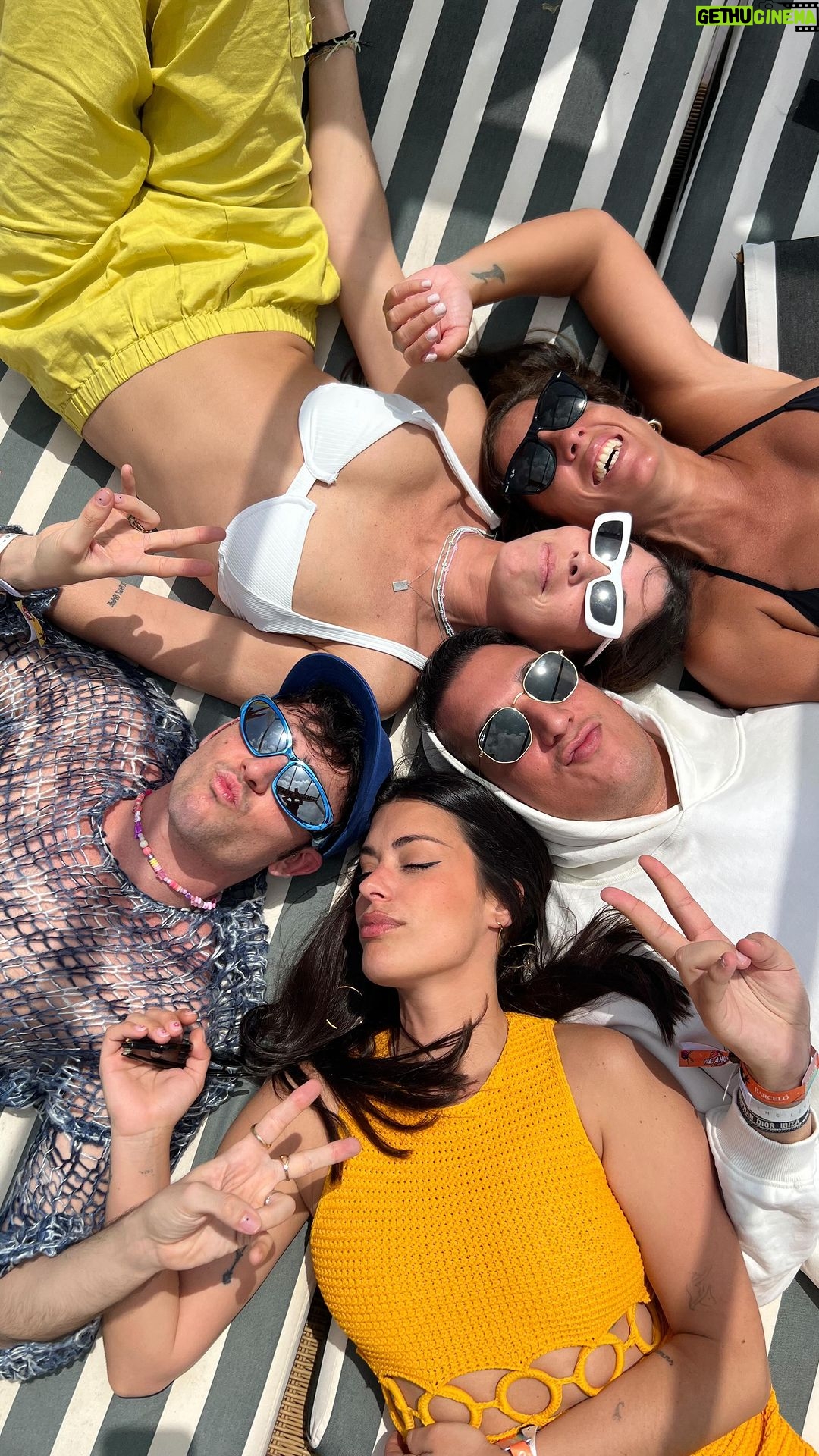 Anabel Pantoja Instagram - VIVE AHORA, nos dijeron nada más llegar a Desalia. Eso hice los 4 días ❤️🔥 @ronbarcelospain #desalia2023 #ad