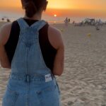 Anabel Pantoja Instagram - JULIO 🏠🍻☀️🌊💛📸🌅🐢🦀
