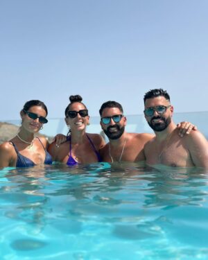 Anabel Pantoja Instagram - Afortunada de cumplir años, tener salud, trabajo y amor 👏🏻💜
37 TACOS 🎂🇮🇨