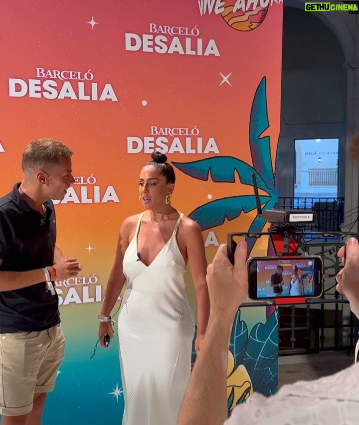 Anabel Pantoja Instagram - Hay que vivirlo @ronbarcelospain #desalia2023 ❤️🔥 Benidorm, Spain
