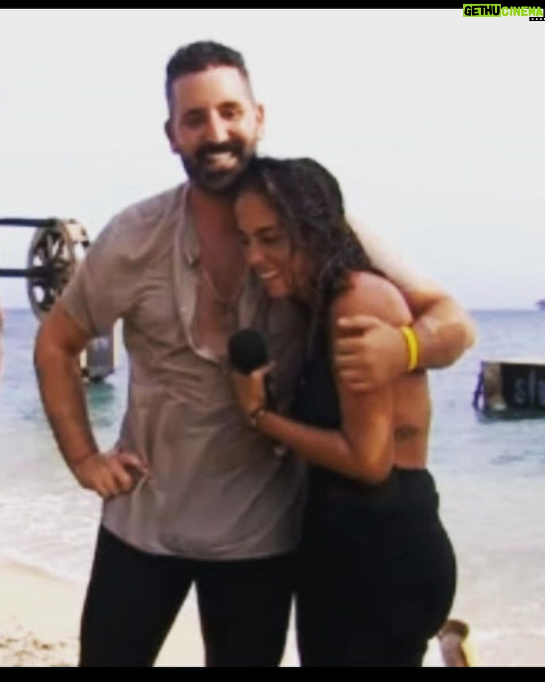 Anabel Pantoja Instagram - Pues sí que han dado estos 40 años para vivir tan a tu lado y más que nos queda 🥹🎂 te quiero por los siglos de los siglos @juanktriana84
