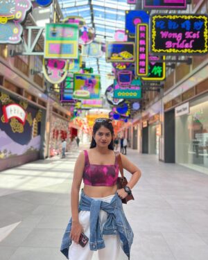 Anarkali Marikar Instagram - Ingu dufaiyil!!! 
@_rich_u__ 📸