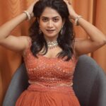 Anarkali Marikar Instagram - Like a wow!!! Mua : @blushing_room Photo: @irshad_ottathara Costume: @madebymilankochi Ornaments: @golden_cup_fashion_jewellery Styling: @ashna_aash_