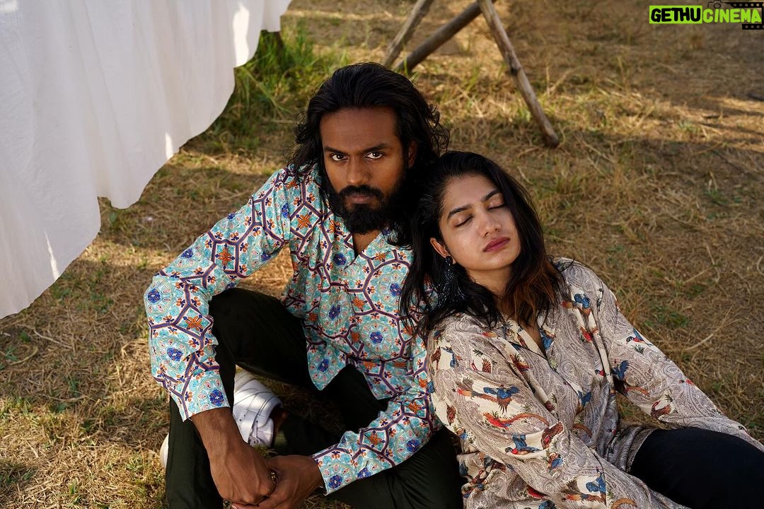 Anarkali Marikar Instagram - Organic Geometry Our new collection SALIH 23 02 .Crafted from 100% organic cotton and 100% rose cellulose extracted from rose petals for an eco-conscious style statement. relaxed-fit, full-sleeved shirt with geometric pattern. Link in bio. #brand #clothing #accessories #fashion #artists #community #designers #launching #organic #cotton #rosepetals
