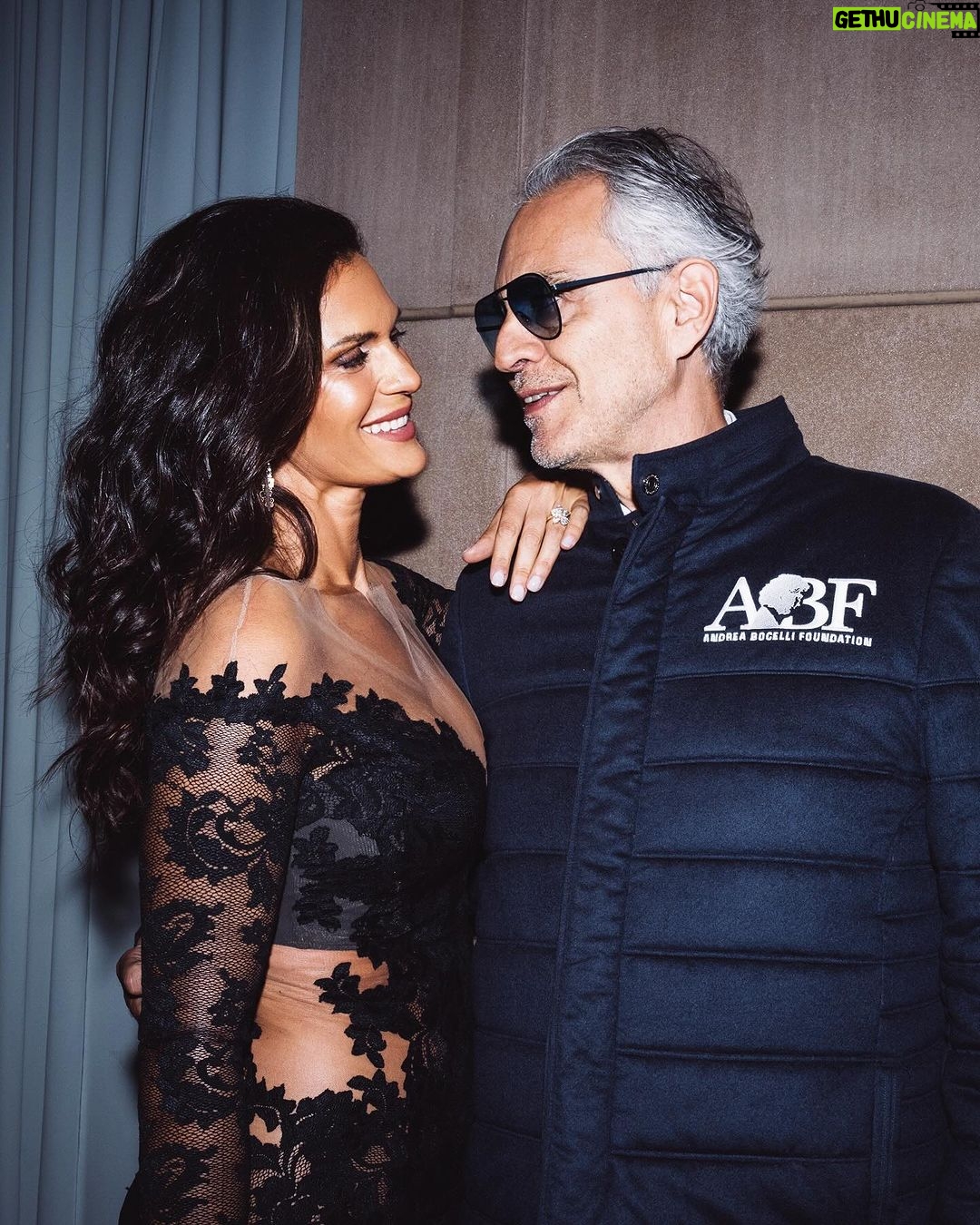 Andrea Bocelli - 104.5K Likes - Heading to #WME’s Pre-Oscar Party in #LA
photo: @cynthiaparkhurst