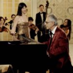Andrea Bocelli Instagram - Elisa and Andrea singing ‘White Christmas’ #buonnataleancheate