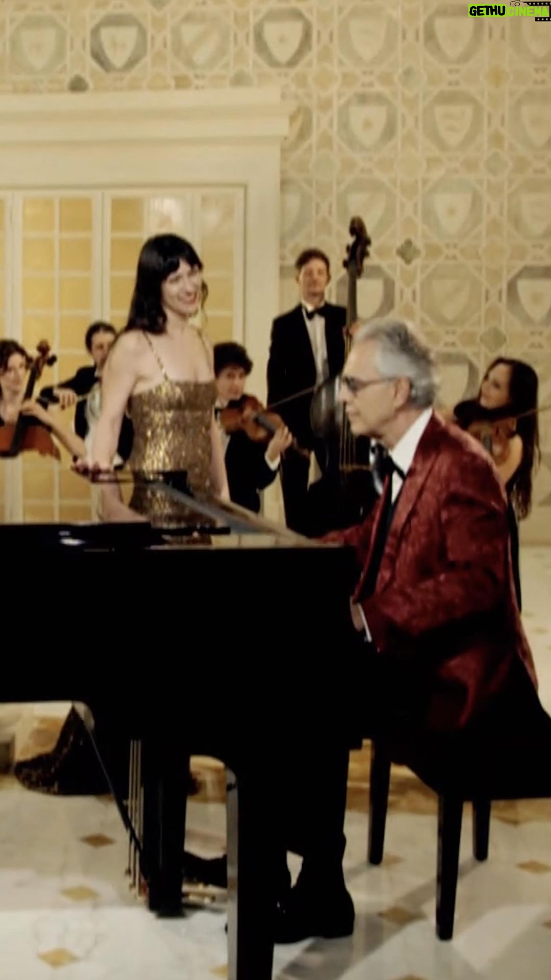 Andrea Bocelli - 43.9K Likes - Elisa and Andrea singing ‘White Christmas’
#buonnataleancheate