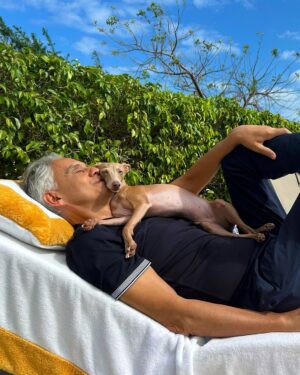 Andrea Bocelli Instagram - Relaxing before the tour…