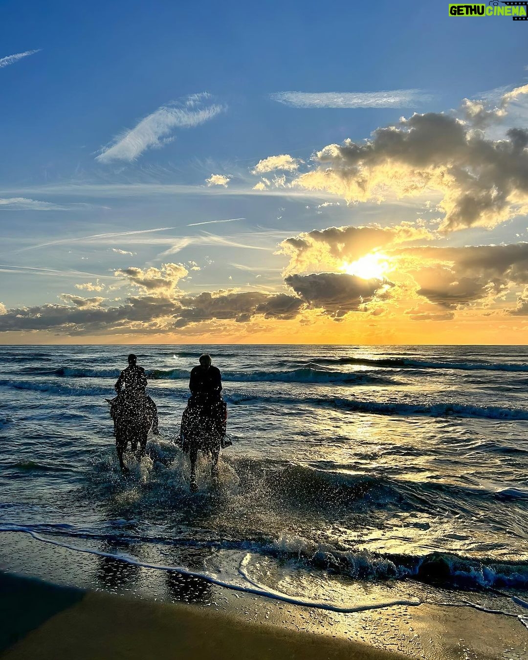 Andrea Bocelli Instagram - Ride into the sunset Tuscany, Italy