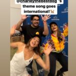 Anjali Bhimani Instagram - When the song you sang once for your dog @charleythebestdog becomes an international sensation. Thanks to @dat_red_scout for singing and dancing with me and @ravassa at @comicconcr and proving that the cuteness of Charley is an inspiration worldwide. . . . . . . .#carolinaravassa #anjalibhimani #jazzhands #charleydog #charleythebestdog #charleyboo #mylittleboo #bestboy #bestboi #chipom #chipoms #pomeranianmix #chihuahuamix #symmetra #sombra #voiceactor #voiceover #voiceacting #themesong Costa Rica, San José