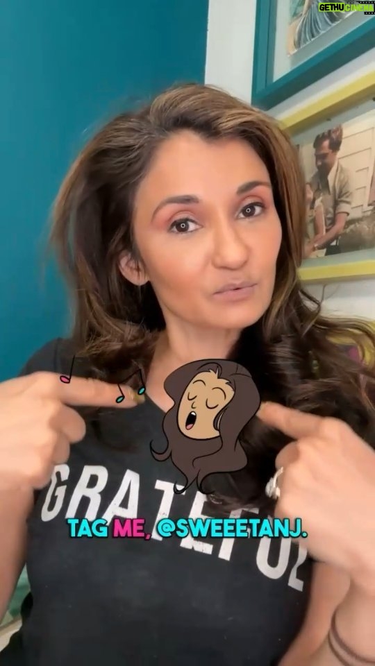 Anjali Bhimani Instagram - Only seven days left in Fun Size February! Loads of ways that you can sign up to win exciting things in our Fun Size February giveaway... Head to bit.ly/funsizefebruary for more information! Happy Fun Size Friday. #giveaway #iamfunsize #funsizefriday #funsizefebruary #seventhanniversary #sevenyears #anjalibhimani Los Angeles, California
