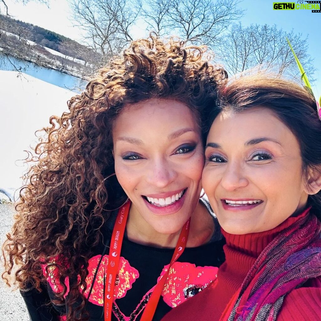 Anjali Bhimani Instagram - Winter Wonderland shenanigans at @gary.con There be mischief afoot, friends…stay tuned.😈❤️ @aliciamariebody Lake Geneva, Wisconsin