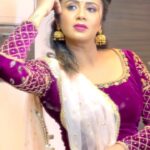 Anjana Rangan Instagram – Created the absolute subtle and effortless hairdo @anjana_rangan ❤️
@shree__artistry__ 

#makeupartist #makeup #hairstylist #hairstylistchennai #chennaihairstylist #banglorehairstylist #hairstylistbanglore #trending #likes #model #weddinghairstyles #receptionhairstyle #muhurthamlook #celebrity Chennai, India