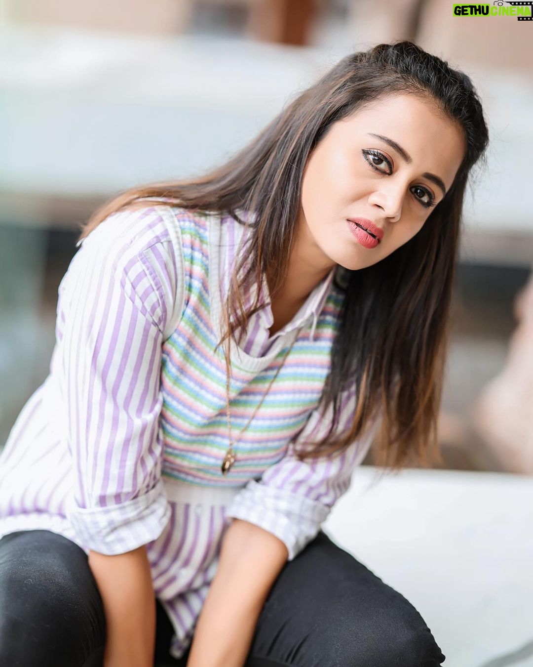 Anjana Rangan Instagram - Captured by @arunprasath_photography for #Mission movie promotions!