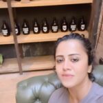 Anjana Rangan Instagram - Vazhiyinil tholaithaaye… 🎵 #randomreels #fromthearchives