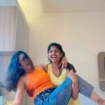 Anjana Rangan Instagram - How not to do a reel 101 ft. @anjana_rangan and @dipshi_blessy 🤣🤣🤣🤣