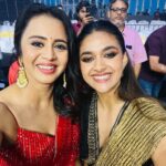 Anjana Rangan Instagram - Had a blast hosting the most versatile and handsome @jayamravi_official ‘s #Siren audio and trailer launch ! 🚨 ♥️ and just loveeee for this beauty with brains @keerthysureshofficial ♥️♥️♥️ Thank you @thehmmofficial for having on board! Always awesome working with the brilliant team @conzeptnoteoff @shiyamjack @bereadyfilms @donglijumbo @tomfrank_tomfrank @_nisha.venky_