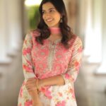 Anju Kurian Instagram - Eid Mubarak 🌙 ✨