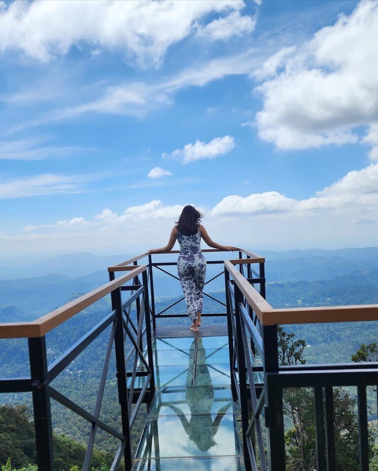 Anju Kurian Instagram - Lost in the hills and loving every second of it 🥰. #happysunday #natureseekers #breathtakingview #mountaingirl #mountainmagic 🏨- @forest_county