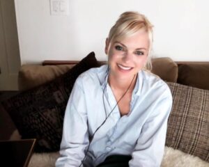 Anna Faris Instagram - On this week’s episode, Cameron Diaz and Katherine Power, owners of @avaline clean wine, speak from the heart… and experience