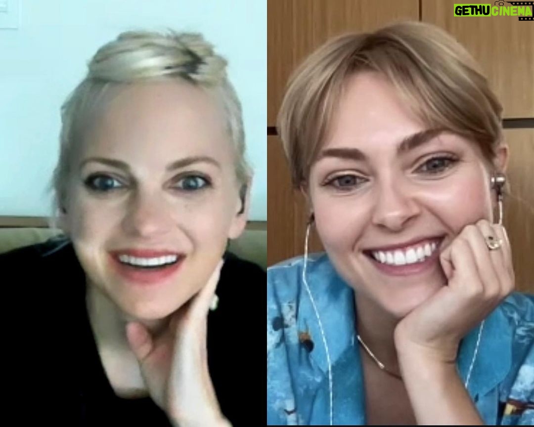 Anna Faris Instagram - Love, Dr. Death, and magic with @annasophiarobb in this week’s episode of @unqualified