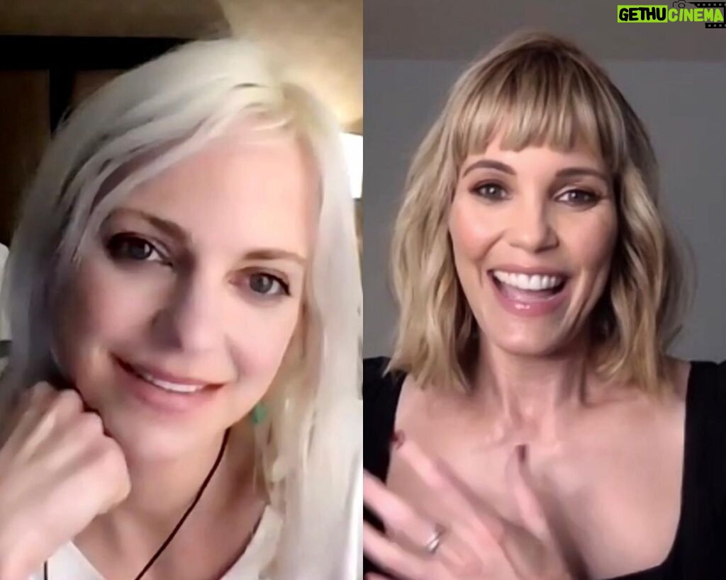 Anna Faris Instagram - I so loved talking with @mslesliebibb on this week’s episode @unqualified
