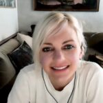 Anna Faris Instagram - Learn Swedish from @joelkinnaman! @unqualified