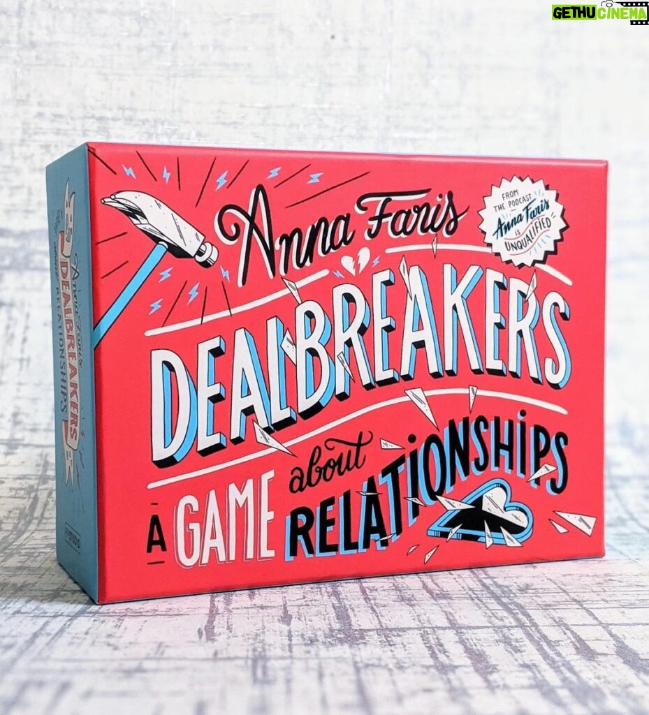 Anna Faris Instagram - What do you look for in a romantic partner? Or much more interesting, what’s your dealbreaker? Ask your friends and you might be surprised by their answers! One of my favorite parts of the @unqualified podcast is the DEALBREAKERS segment so I thought… maybe we should turn this into a game? Thank you to my friends at @runningpressbooks for making it happen! You can find DEALBREAKERS wherever you buy your books and there’s a link in my bio to learn more. #Dealbreakers #GameNight #BookishFeatures