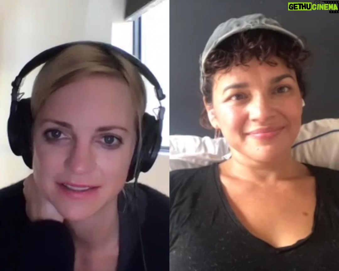 Anna Faris Instagram - I wish I could sing. @norahjones gave me hope @unqualified