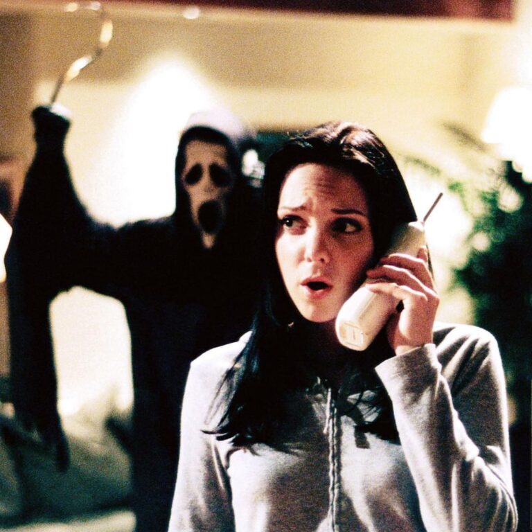 Anna Faris Instagram - 20 years ago I had no idea the killer was in the house. Happy anniversary Scary Movie!