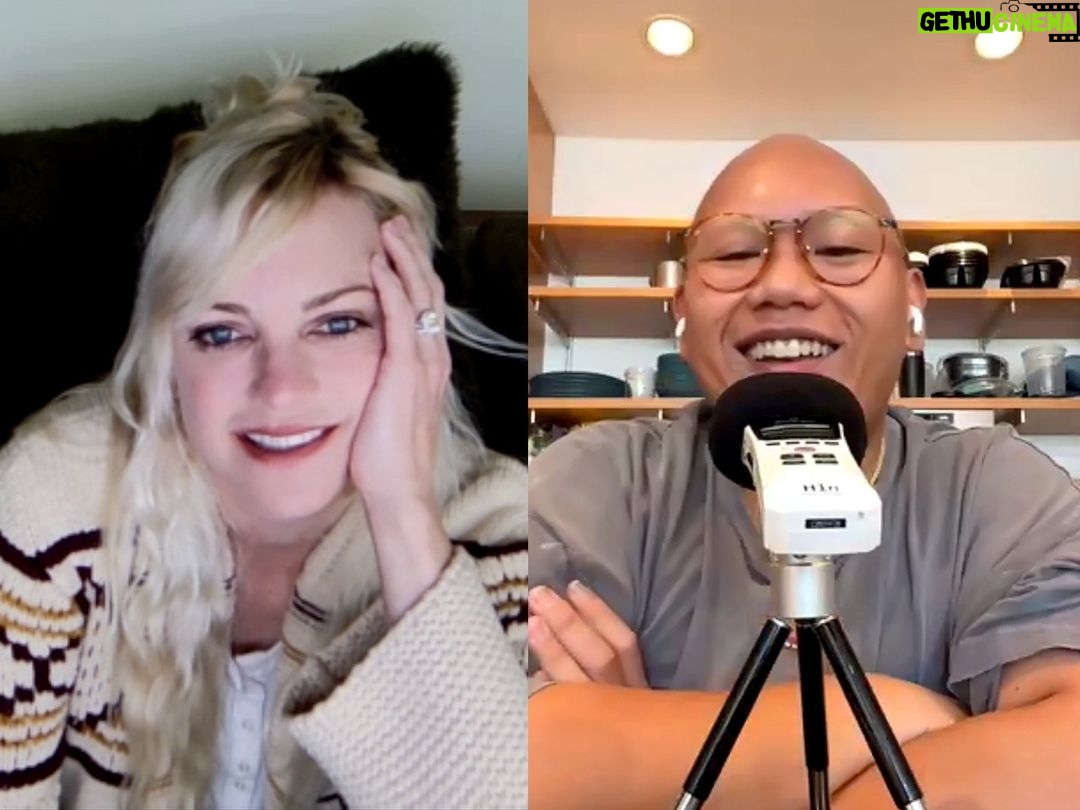 Anna Faris Instagram - You know this week’s guest from five @Marvel movies… @lifeisaloha! Listen to @unqualified on Apple Podcasts or wherever you get your podcasts!