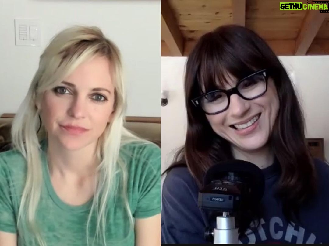 Anna Faris Instagram - On this week’s @unqualified episode… Aya Cash!